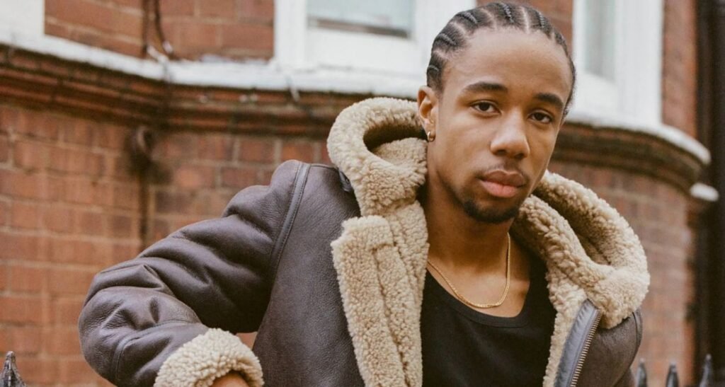 Where I Wanna Be: Ebube’s Hypnotic R&B Escape From a Life Stuck on Repeat Where I Wanna Be: Ebube’s Hypnotic R&B Escape From a Life Stuck on Repeat