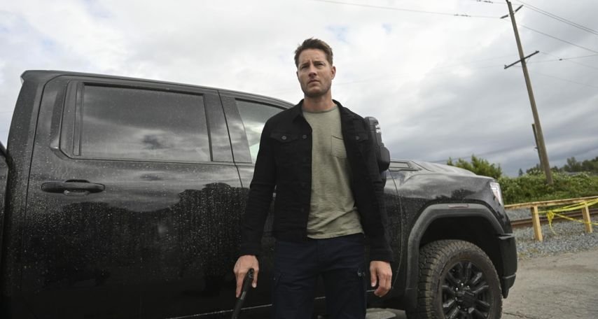 Justin Hartley in Tracker (2024) © 2024 CBS Broadcasting Inc