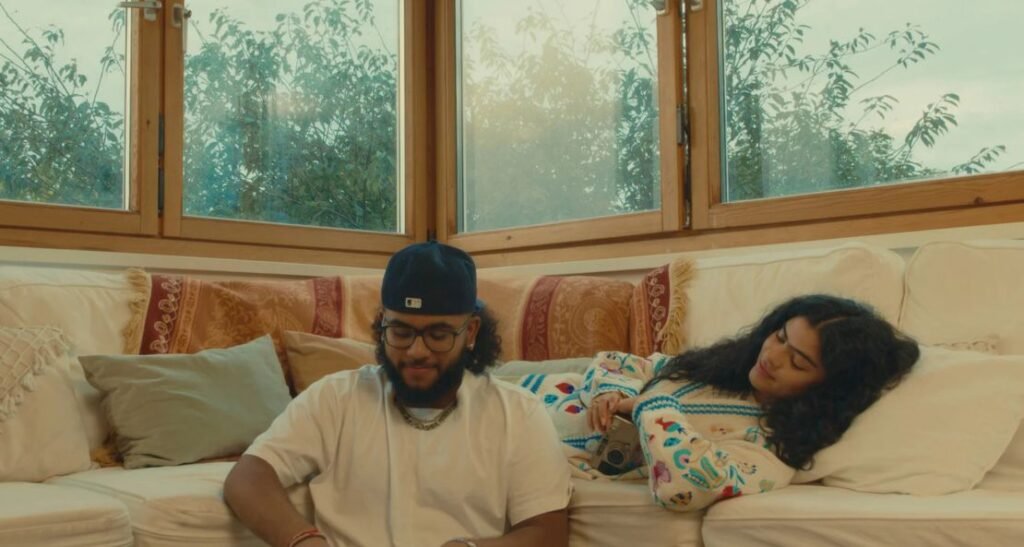 Balli Ivory’s Don’t Run Away! Blends Ethereal Alt-Pop with Deep Self-Reflection Balli Ivory’s Don’t Run Away! Blends Ethereal Alt-Pop with Deep Self-Reflection