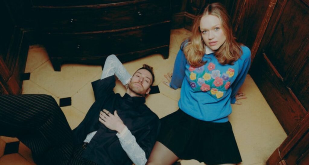 amilost & Nick Wilson’s Afterthought: A Haunting Alt-Pop Anthem amilost & Nick Wilson’s Afterthought: A Haunting Alt-Pop Anthem