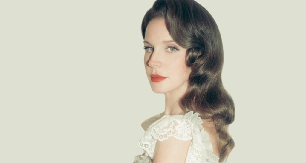 Lana Del Rey's HENRY, COME ON Lyrics Meaning Explained