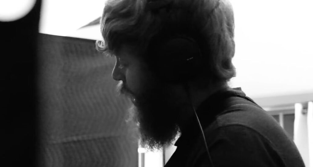 Oliver Anthony's Scornful Woman Lyrics: A Divorce Ballad That Burns and Bites