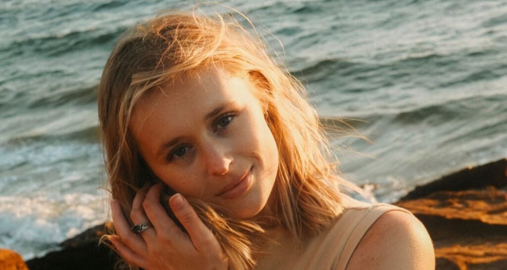 Laura Lucas Revisits Ghosts and Red Soil on The Atlantic