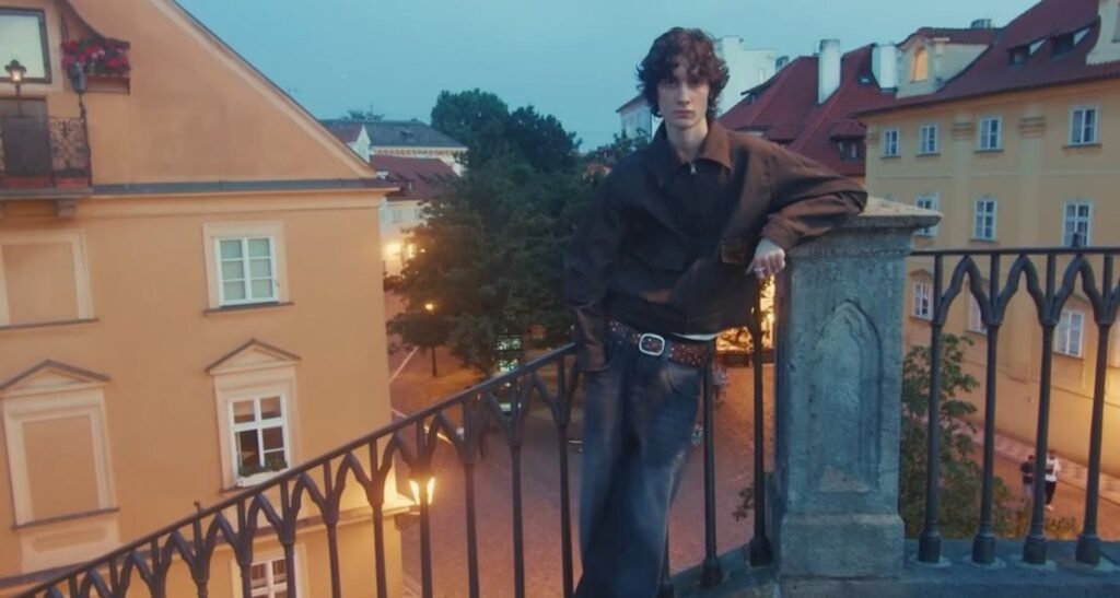 Sombr's we never dated Lyrics Meaning: Yearning for What Never Was 