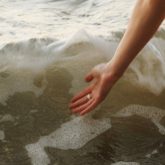 Laura Lucas The Atlantic song artwork