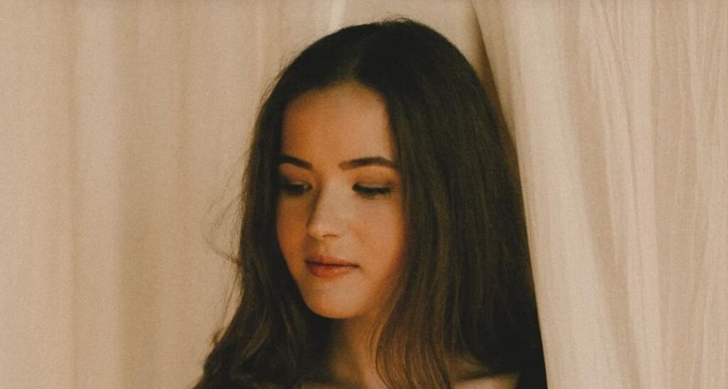 Alison Albrecht Two Hearts’ Balances Love and Dreams