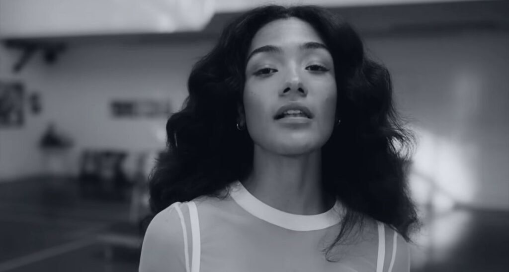 Olivia Dean Lady Lady Lyrics Meaning: A Soulful Reflection on Change and Self-Trust