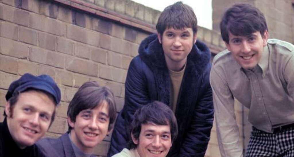 The Hollies – The Air That I Breathe Lyrics Meaning: A Love Song That Asked for Nothing Else
