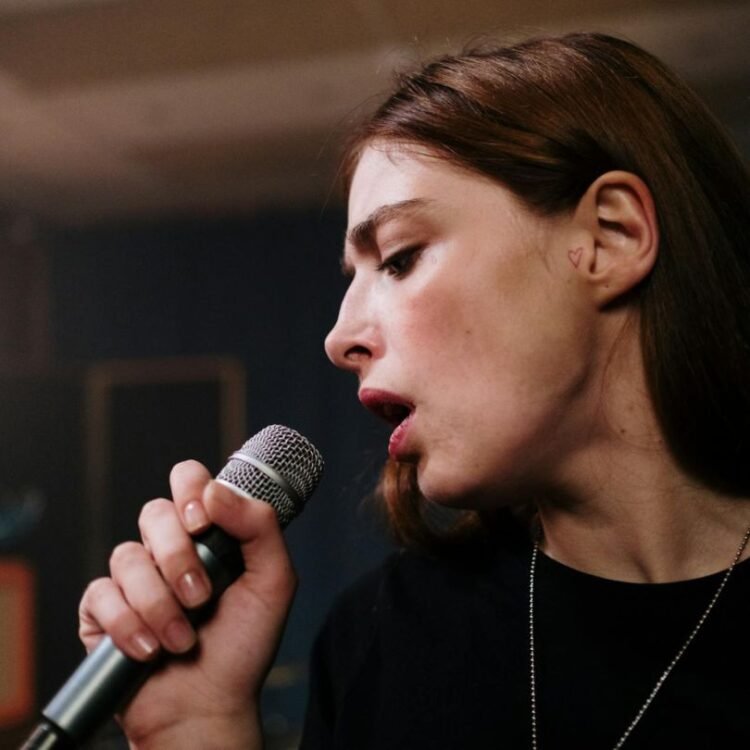 Remove Voice from a Song Online for Free: Best Tools in 2025