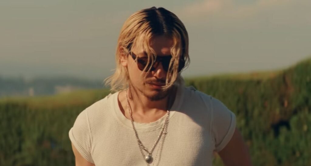 Fujii Kaze’s Love Like This Lyrics & Meaning: European romance with an 80s pulse