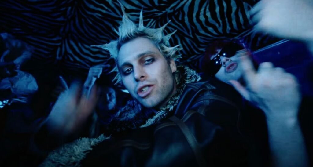 5 Seconds of Summer “NOT OK” video review