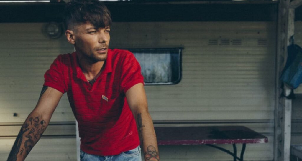 Louis Tomlinson ‘Lemonade’ Review: Funk-lit First Taste of ‘How Did I Get Here? Louis Tomlinson ‘Lemonade’ Review: Funk-lit First Taste of ‘How Did I Get Here?