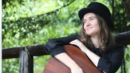 Luna Keller “Holy” Review: Raw Reflection on Depression and Self-Identity Luna Keller "Holy" Review: Raw Reflection on Depression and Self-Identity