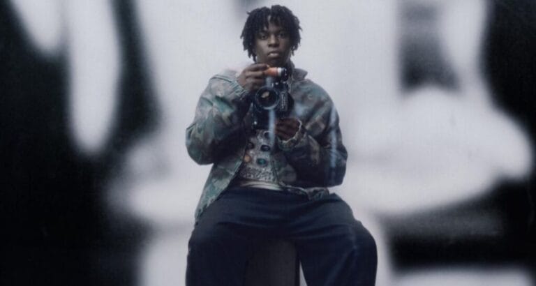 Daniel Caesar ‘Moon’ Review: Bon Iver’s quiet gravity meets a late-night vow