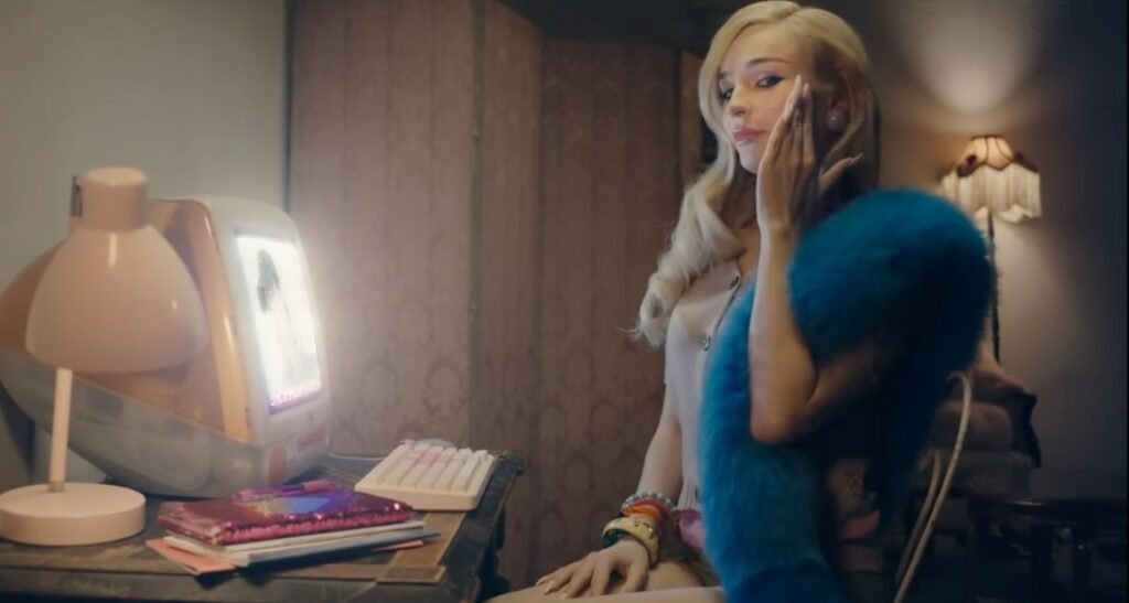 Kim Petras – "I Like Ur Look": A Delirious Dive into 2000s-Coded Pop Psychosis