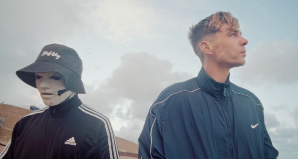 Ren x The Skinner Brothers - Pink Heineken Review