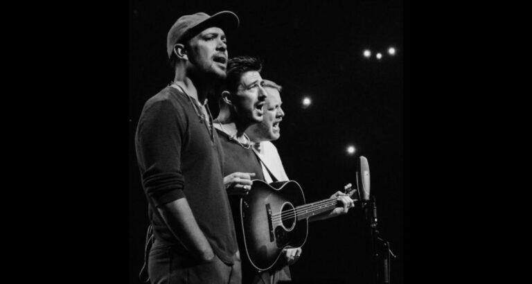 Mumford & Sons Channel Raw Emotion in "Prizefighter"