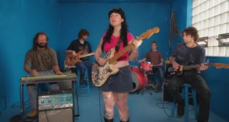 Wednesday's Elderberry Wine Review: Finding Balance