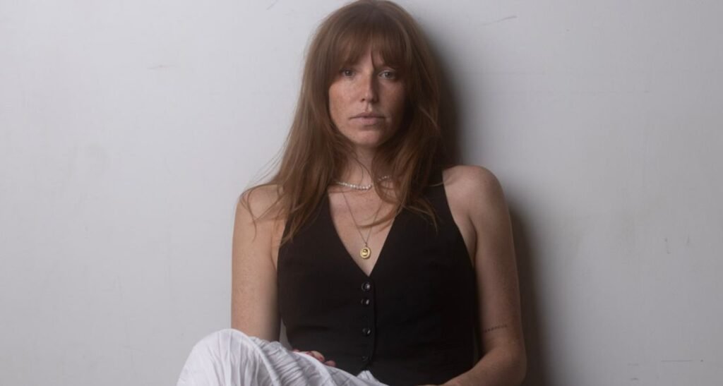 Jillian Lake — Cold Where You Are: Review and Song Meaning Jillian Lake — Cold Where You Are: Review and Song Meaning