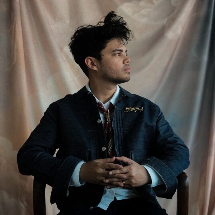 Tim Atlas Couple Up Review: Unrequited Love in Lofi R&B